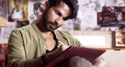 Farzi Review